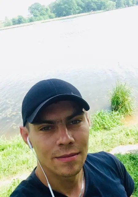 Igor из Запорожья, ищу на сайте знакомства на одну ночь