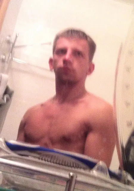 Я Максим, 34, знакомлюсь на одну ночь в Орше