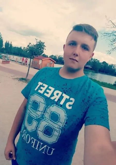 Я Bartosz, 23, знакомлюсь в Варшаве