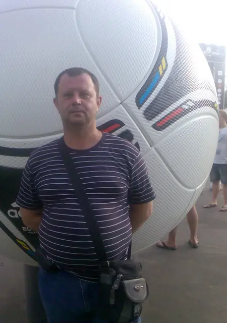 Я Евгений, 58, из Донецка, ищу знакомства без обязательств