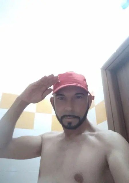 Manuel из Рима, мне 42, познакомлюсь