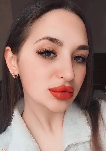 Ксения з Київ, мені 19 років, познайомлюсь для приємне проведення часу