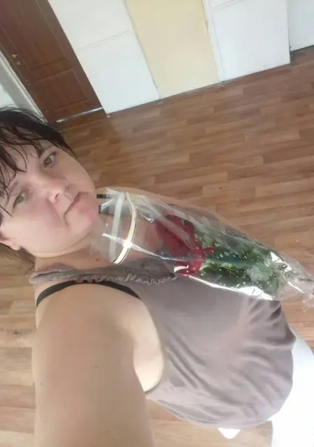 Я Наташа, 38 років з Маріуполя, шукаю знайомство для дружби