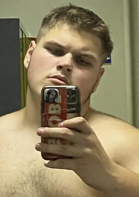 Я Кирилл, 19, знакомлюсь для вирта в Гродно