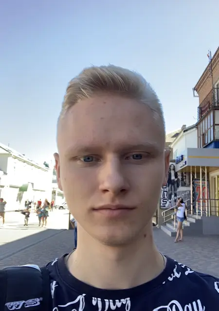 Максим из Смелы, ищу на сайте знакомства на одну ночь