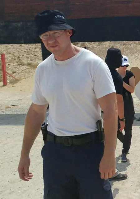 Pasha из Тель-авива, мне 41, познакомлюсь для приятного времяпровождения