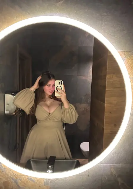 Регина из Киева, ищу на сайте вирта