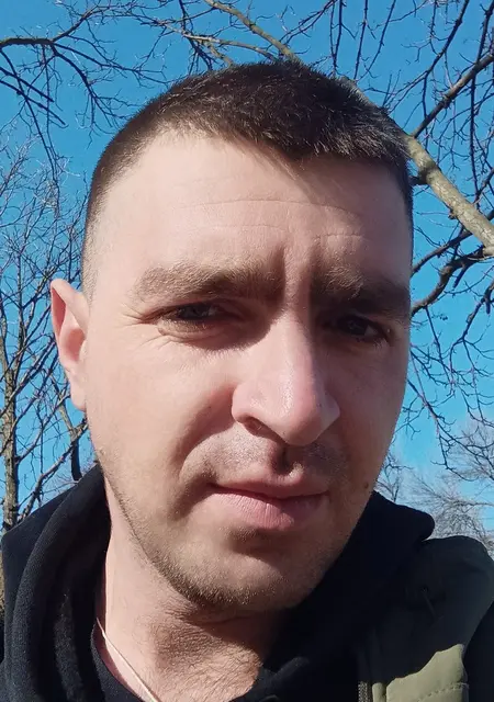 Серёжка з Краматорська, мені 32 років, познайомлюсь для спілкування