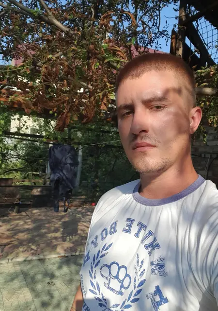 Вадим из Мариуполя, ищу на сайте знакомства на одну ночь