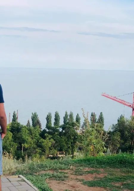 Я Кеок, 31, знакомлюсь для общения в Херсоне