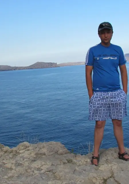 Сергей из Черновцов, мне 44, познакомлюсь для постоянных отношений