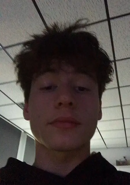 Anton из Павлограда, ищу на сайте знакомства на одну ночь