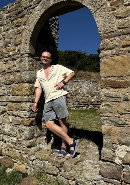 Я Artur, 34, из Гродно, ищу знакомства на одну ночь