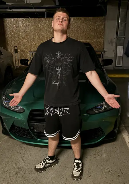 Тимур из Гродно, мне 18, познакомлюсь на одну ночь