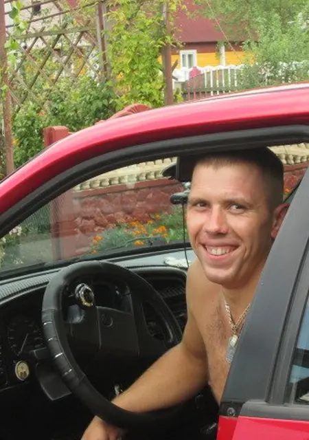 Я Вадим, 35, из Ивацевичей, ищу знакомство для постоянных отношений