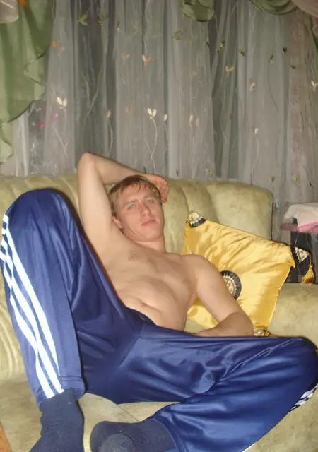 Я Aleksey, 39, знакомлюсь без обязательств в Мелитополе