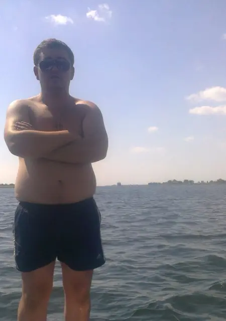 Слава из Херсона, мне 40, познакомлюсь для постоянных отношений