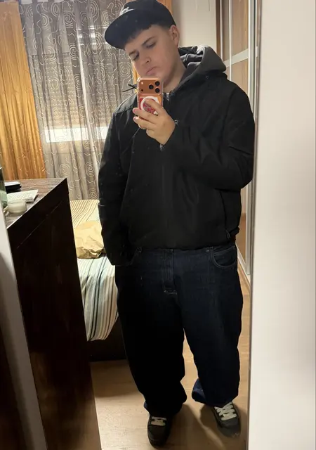 Alex из Мадрида, мне 18, познакомлюсь на одну ночь