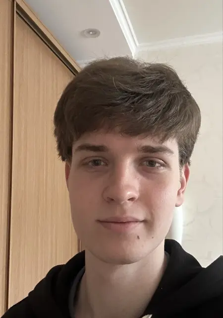 Я Алексей, 20, знакомлюсь для открытые отношения в Харькове