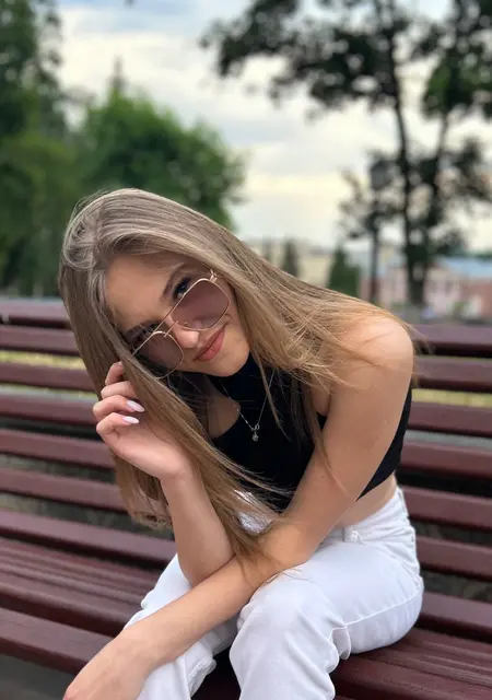 Катя из Киева, ищу на сайте постоянные отношения
