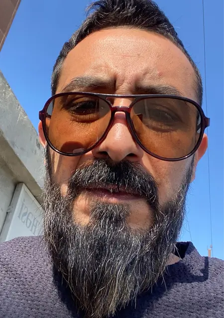 Vago из Баку, мне 40, познакомлюсь на одну ночь