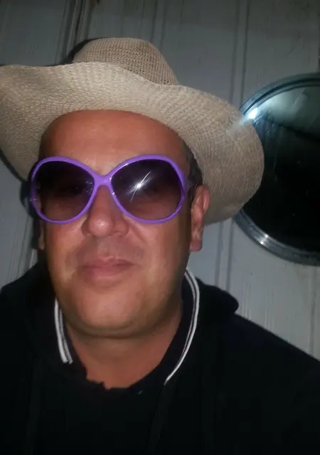 Я Seve, 55, из Арон, ищу знакомства без обязательств