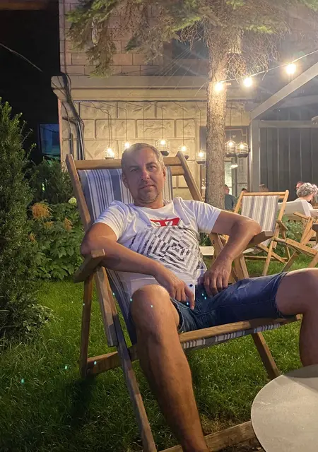 Я Игорь, 47, знакомлюсь без обязательств в Днепре