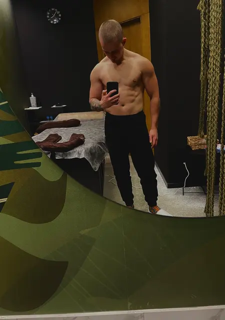 Alex из Ровно, ищу на сайте знакомства без обязательств