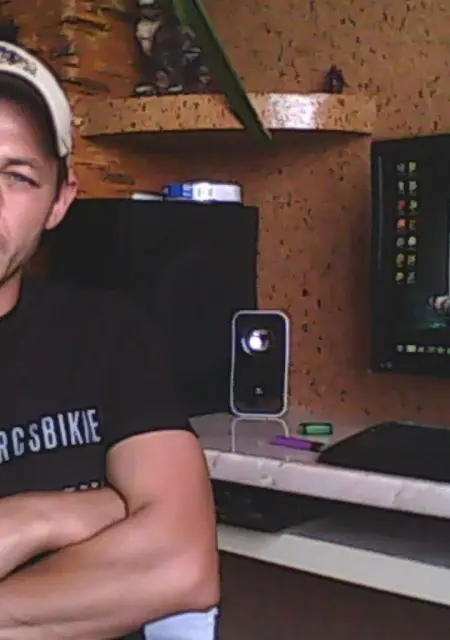 Борис из Харькова, ищу на сайте приятное времяпровождение