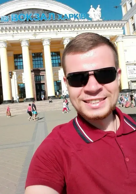 Валерий из Сум, мне 32, познакомлюсь без обязательств