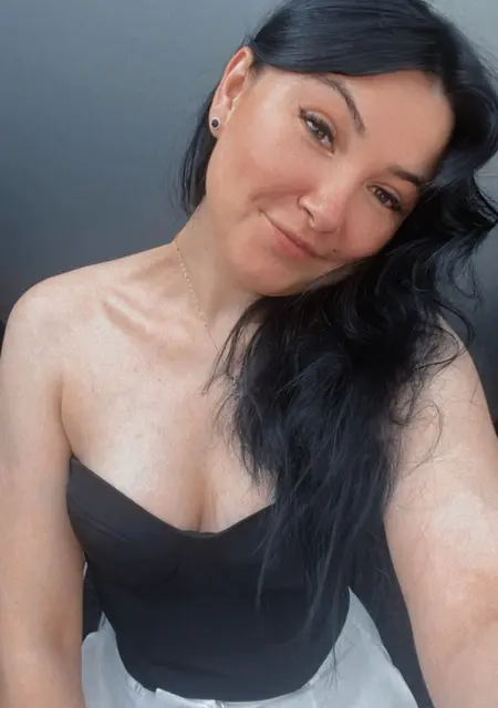 Ірина из Вараша, ищу на сайте постоянные отношения