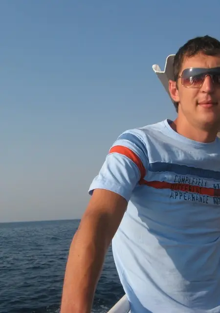 Я Александр, 39, из Луганска, ищу знакомство для дружбы