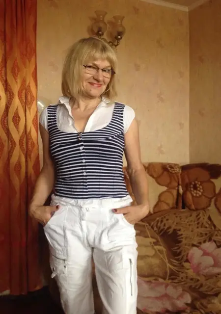 Татьяна из Киева, мне 76, познакомлюсь для постоянных отношений