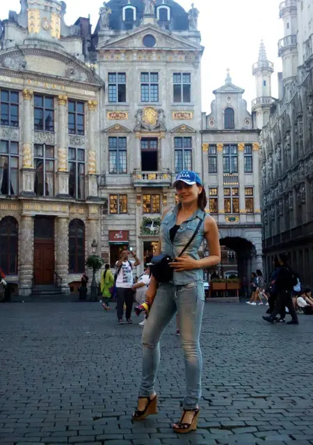 Александра из Киева, ищу на сайте приятное времяпровождение