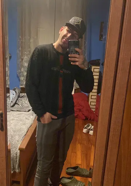 Я Ale, 31, из Турина, ищу знакомство для вирта