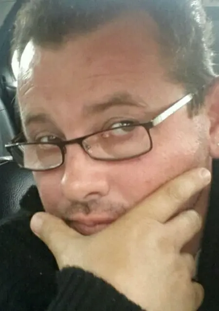 Артем из Харькова, мне 53, познакомлюсь без обязательств