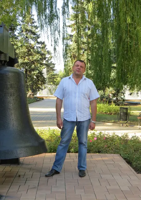 Igor из Донецка, ищу на сайте приятное времяпровождение