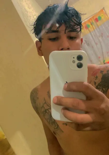 Jesus из Мехико, мне 25, познакомлюсь для приятного времяпровождения