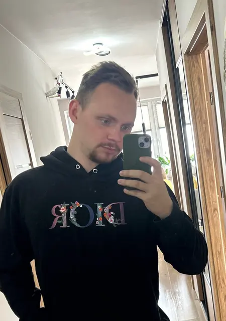 Edward из Франкфурта-на-майне, мне 25, познакомлюсь для постоянных отношений