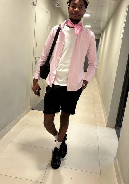 Морган из Праги, ищу на сайте знакомства без обязательств