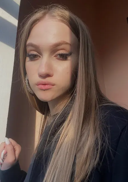 Я Елизавета, 24, из Варшавы, ищу знакомства без обязательств