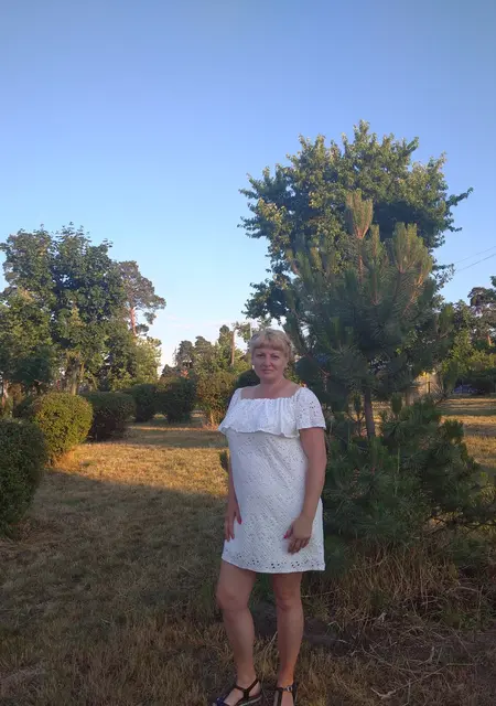 Я Ирина, 45 років з Києва, шукаю знайомство для спільних подорожей