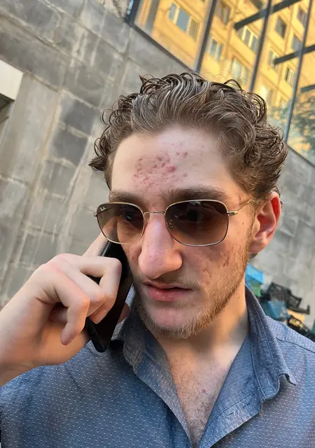 Artur из Еревана, ищу на сайте знакомства на одну ночь