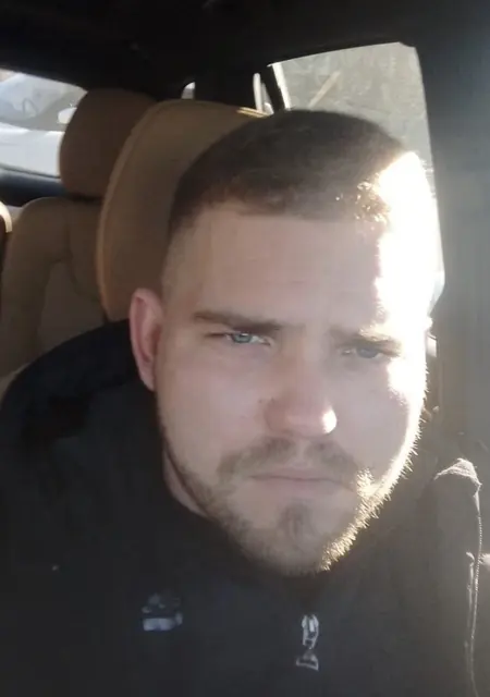 Leonid з Горлівки, мені 32 років, познайомлюсь без зобов'язань