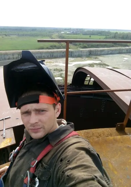 Я Maxik, 35, из Бреста, ищу знакомство для приятного времяпровождения