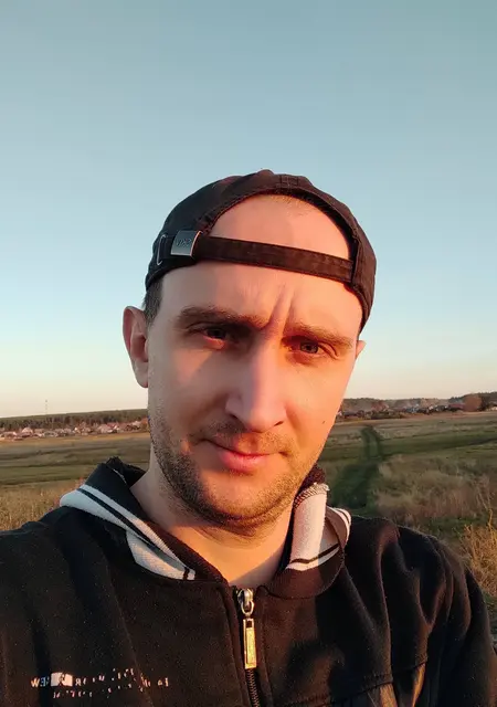 Александр из Мерефы, ищу на сайте знакомства без обязательств