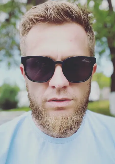 Я Vladislav, 33, знакомлюсь на одну ночь в Одессе