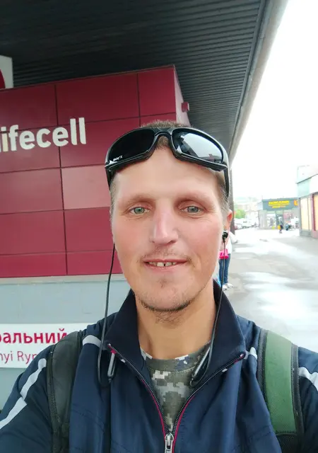 Лёша из Ковеля, мне 40, познакомлюсь на одну ночь