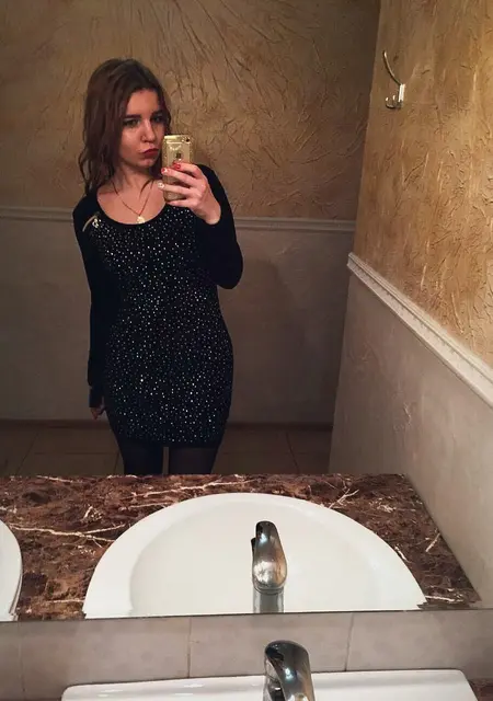 Анна из Луганска, мне 29, познакомлюсь на одну ночь