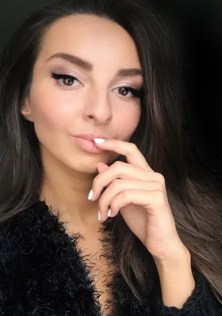 Я Нина, 30, из Харькова, ищу знакомство для постоянных отношений